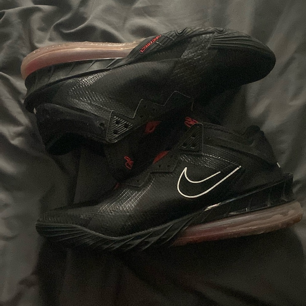 Lebron 18 basketball shoes size 12